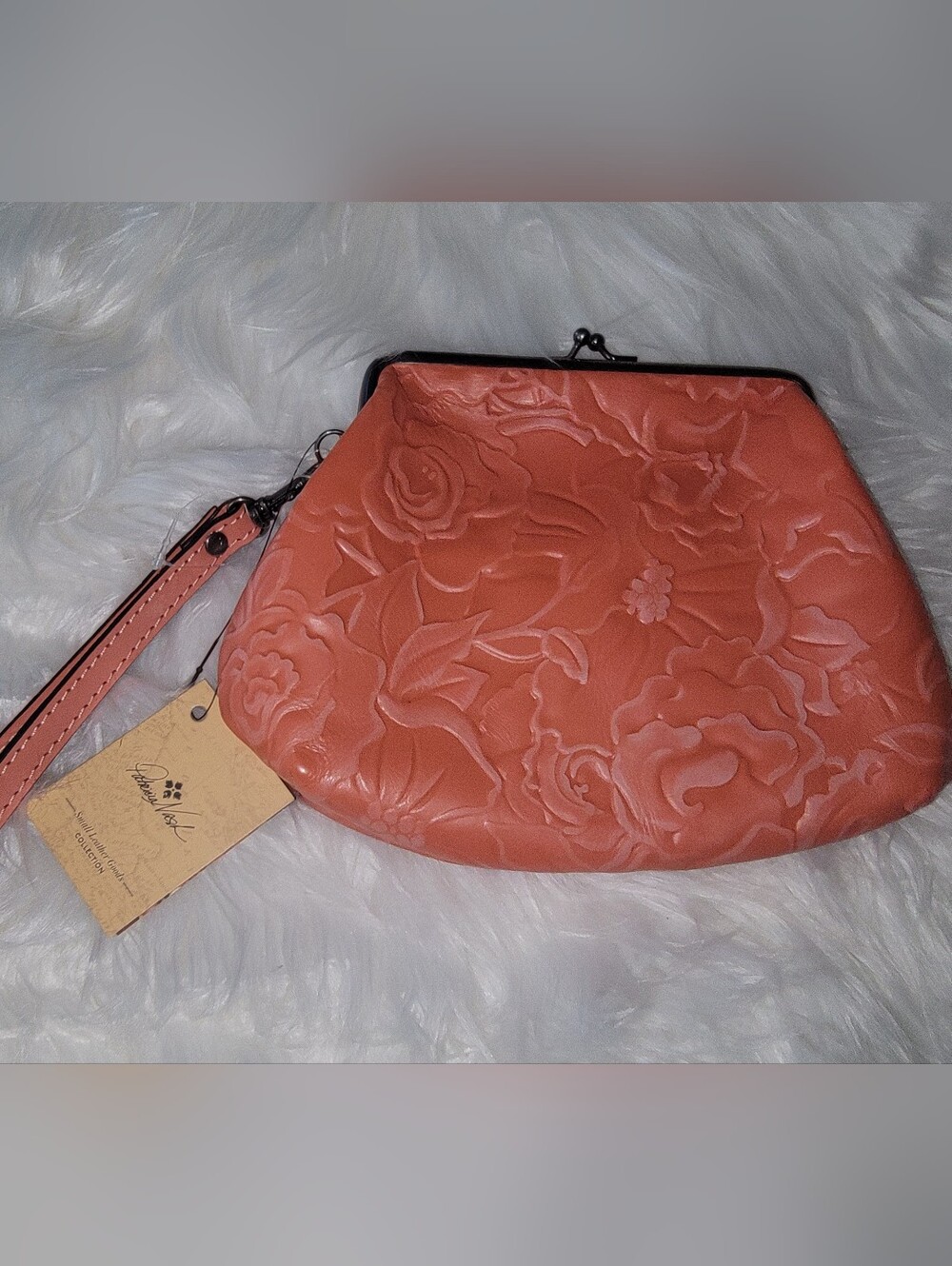 Patricia Nash Embossed Tooled Leather Cassini Wristlet 🤎